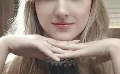 与公在客厅添我荫蒂